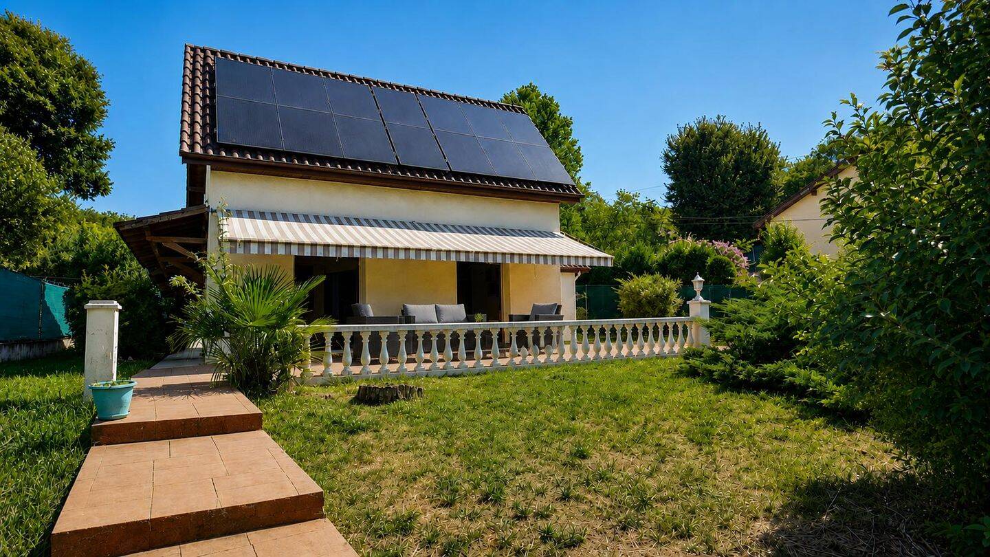 Maison 5 pièces 118 m² · à Mourenx · 118 m² · 200 000 €