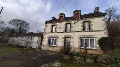 Maison à vendre 187 200 € 5 pièces 4 chambres 106 m² 2 875 m² de terrain Baud 56150