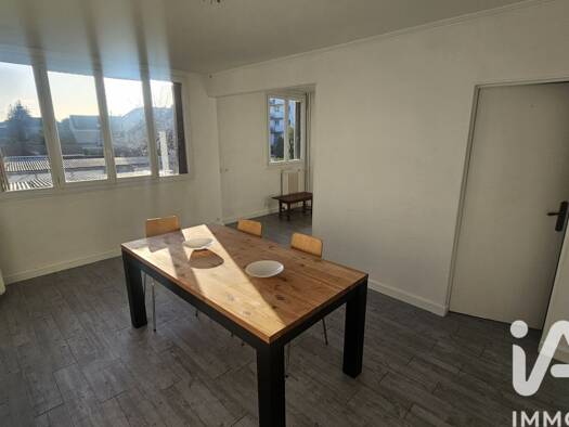 Appartement à vendre 159 000 € 5 pièces 3 chambres 74 m² Étage 1/5 Centre Avon 77210