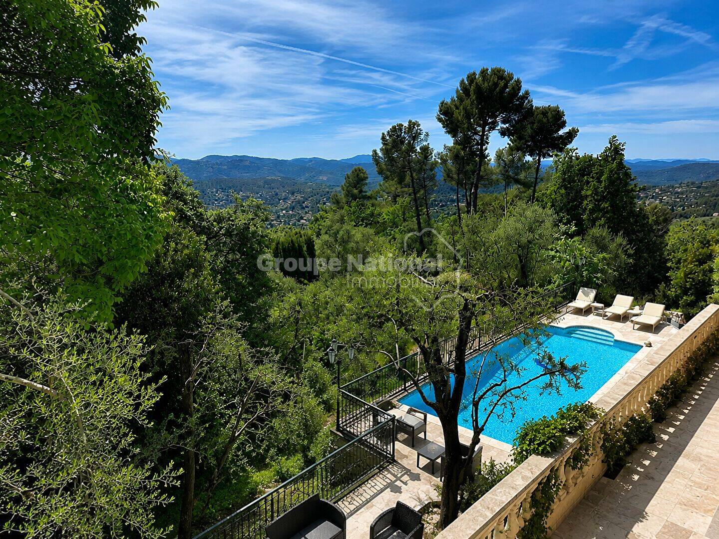 Maison 5 pièces 220 m² · à Cabris · 220 m² · 1 380 000 €