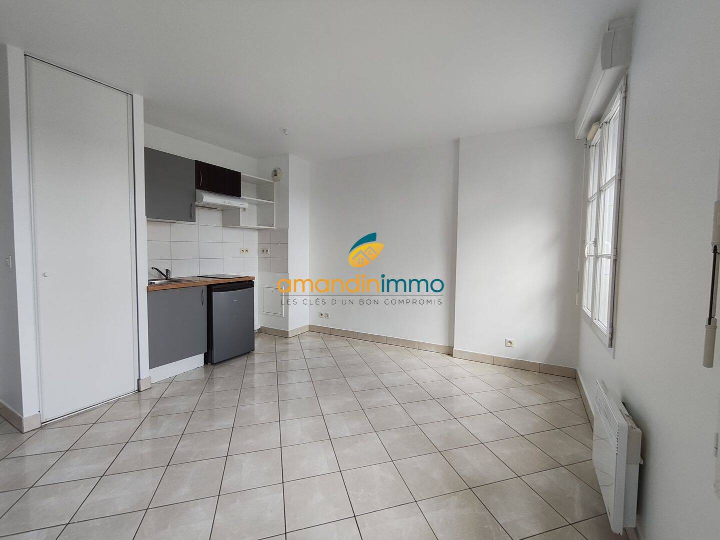Appartement 1 pièce 27 m² · à Saint-Fargeau-Ponthierry · 27 m² · 594 €/mois