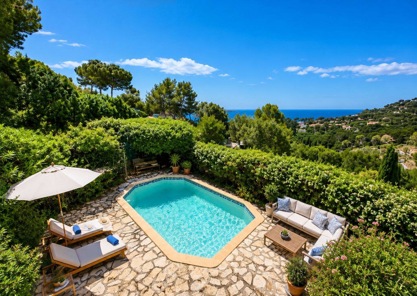 Maison 6 pièces 180 m² · à Hyères · 180 m² · 1 290 000 €