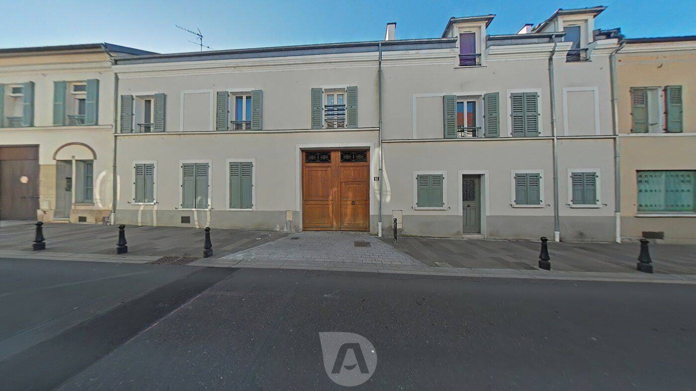 Appartement 4 pièces 60 m² · à Nanterre · 60,4 m² · 285 000 €