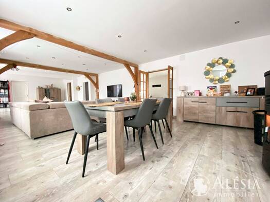 Maison à vendre 258 800 € 7 pièces 4 chambres 237 m² 1 444 m² de terrain Saint-Germain-la-Ville 51240