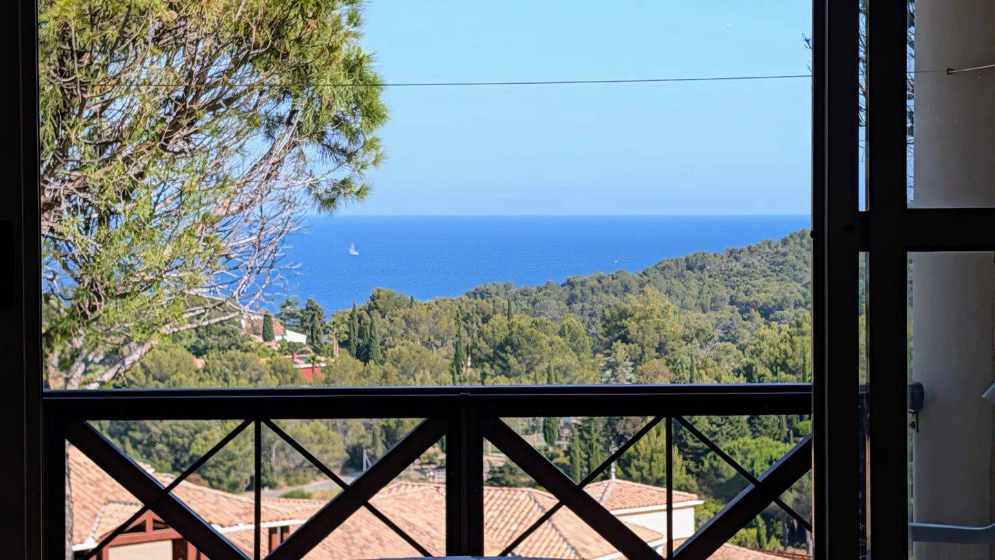 Appartement 2 pièces 28 m² · à Saint-Raphaël · 27,5 m² · 190 000 €