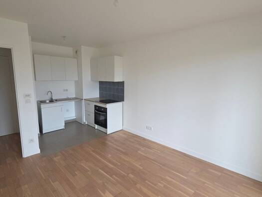 Appartement à louer 1 176 € 2 pièces 1 chambre 37 m² 3ème étage Epinettes Issy-les-Moulineaux 92130