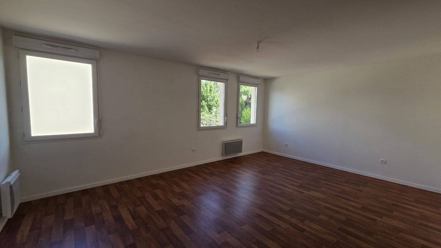 Appartement 1 pièce 36 m² · à Neuilly-sur-Marne · 36,4 m² · 664 €