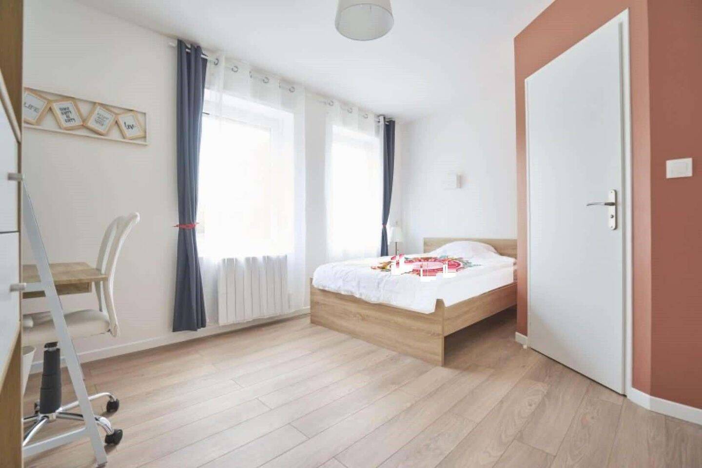 1 pièce 15 m² · à La Madeleine · 15 m² · 430 €/mois