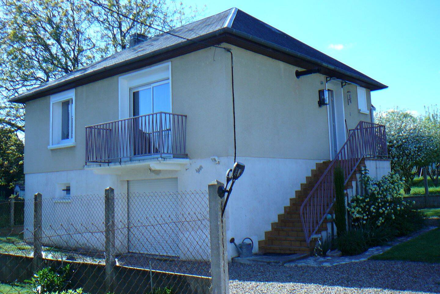Maison 3 pièces 63 m² · à Saint-Léger-des-Vignes · 63 m² · 85 000 €