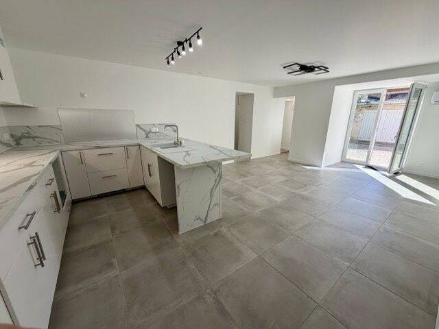 Appartement 3 pièces 62 m² · à Aix-en-Provence · 61,5 m² · 1 200 €