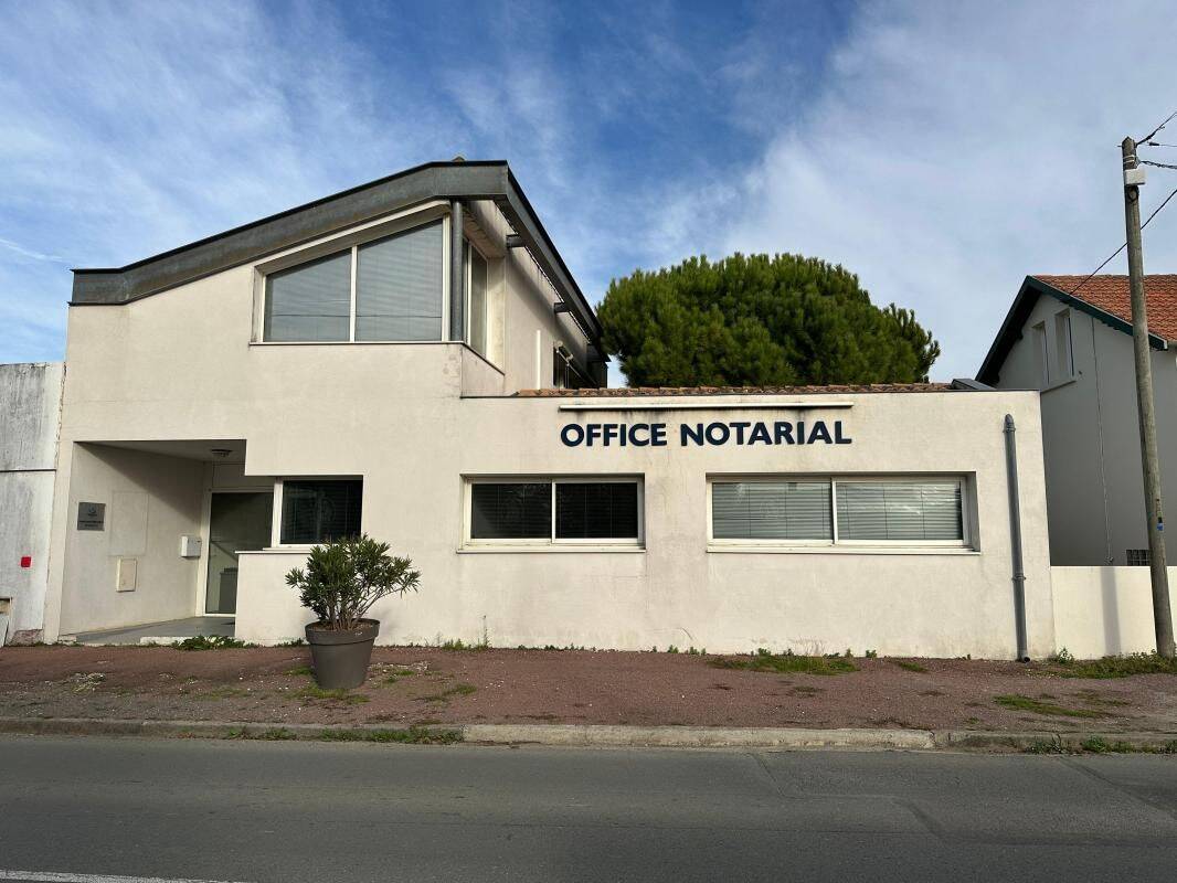 Maison 6 pièces 223 m² · à Saint-Agnant · 223 m² · 284 850 €