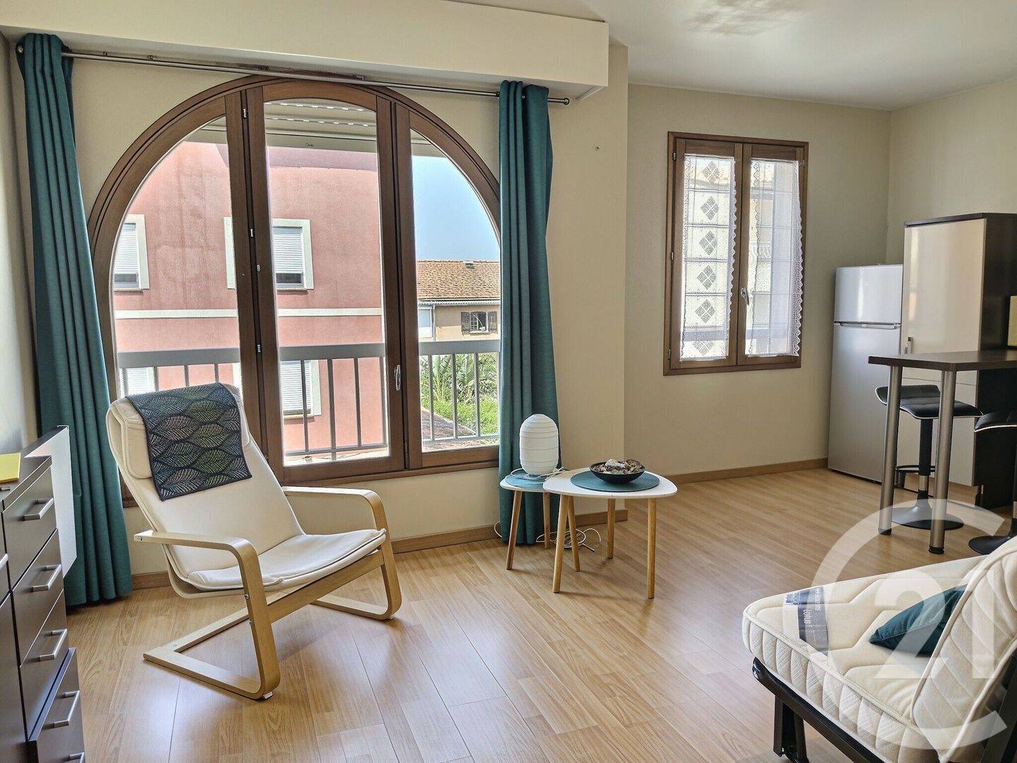 Appartement 1 pièce 24 m² · à La Londe-les-Maures · 23,8 m² · 576 €/mois