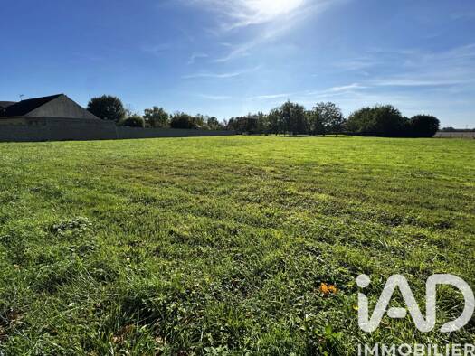 Terrain constructible à vendre 169 000 € 2 222 m² de terrain Chaumes-en-Brie 77390