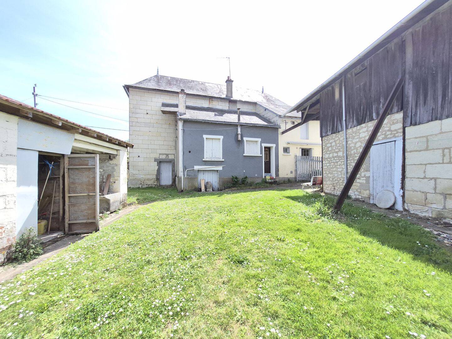 Maison 6 pièces 174 m² · à Colombiers · 174 m² · 160 500 €
