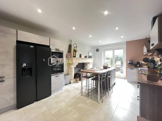 Appartement à vendre 205 000 € 2 pièces 1 chambre 106 m² RDC/2 Fontaine-la-Rivière 91690