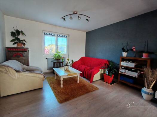 Maison à vendre 280 800 € 7 pièces 6 chambres 150 m² 717 m² de terrain Plouescat 29430