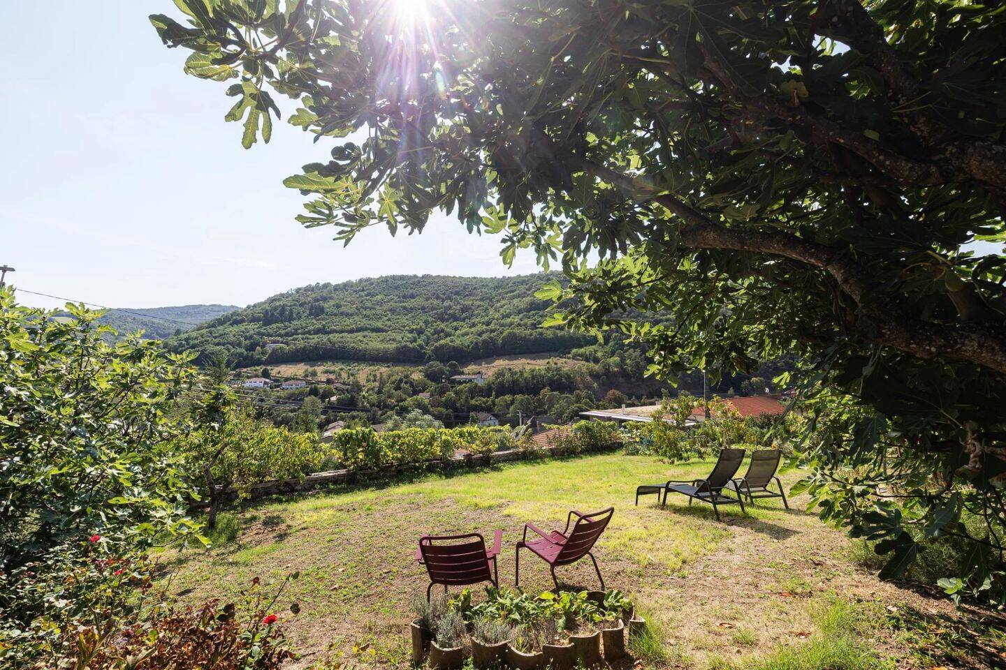 Maison 9 pièces 281 m² · à Beaujeu · 281 m² · 670 000 €