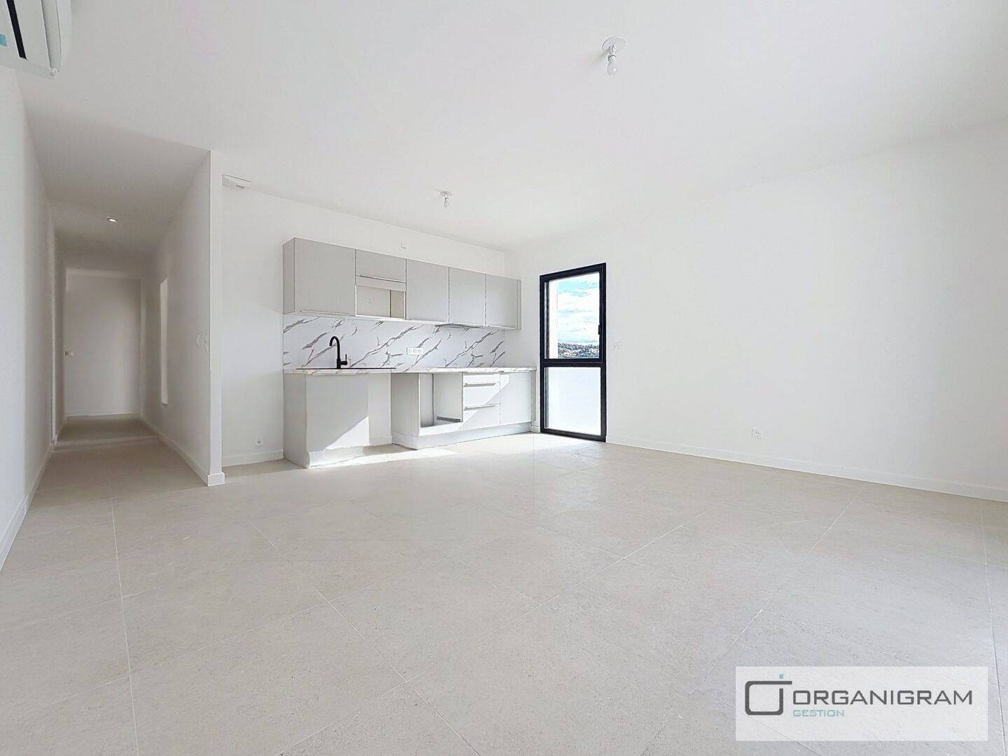 Appartement 3 pièces 66 m² · à Afa · 65,5 m² · 1 300 €