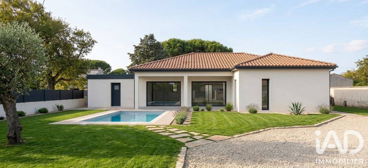 Maison 4 pièces 128 m² · à Bagnols-sur-Cèze · 128 m² · 330 000 €