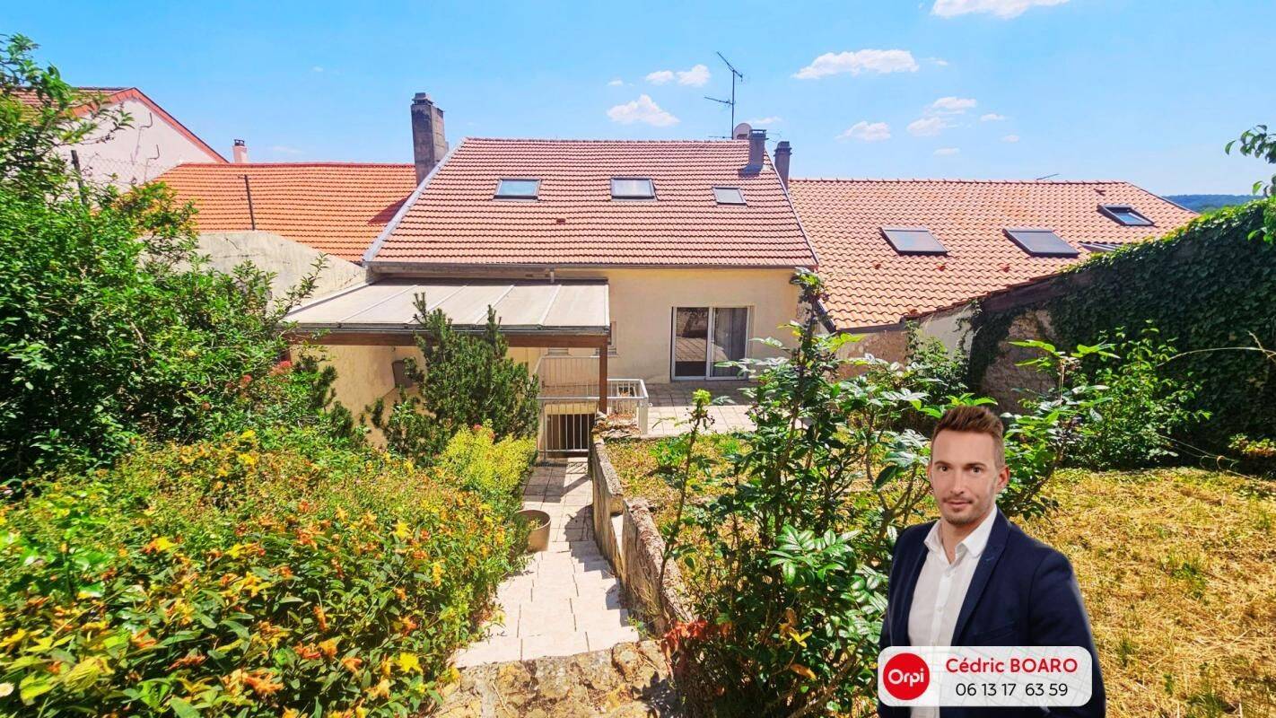 Maison 5 pièces 170 m² · à Fèves · 170 m² · 249 000 €