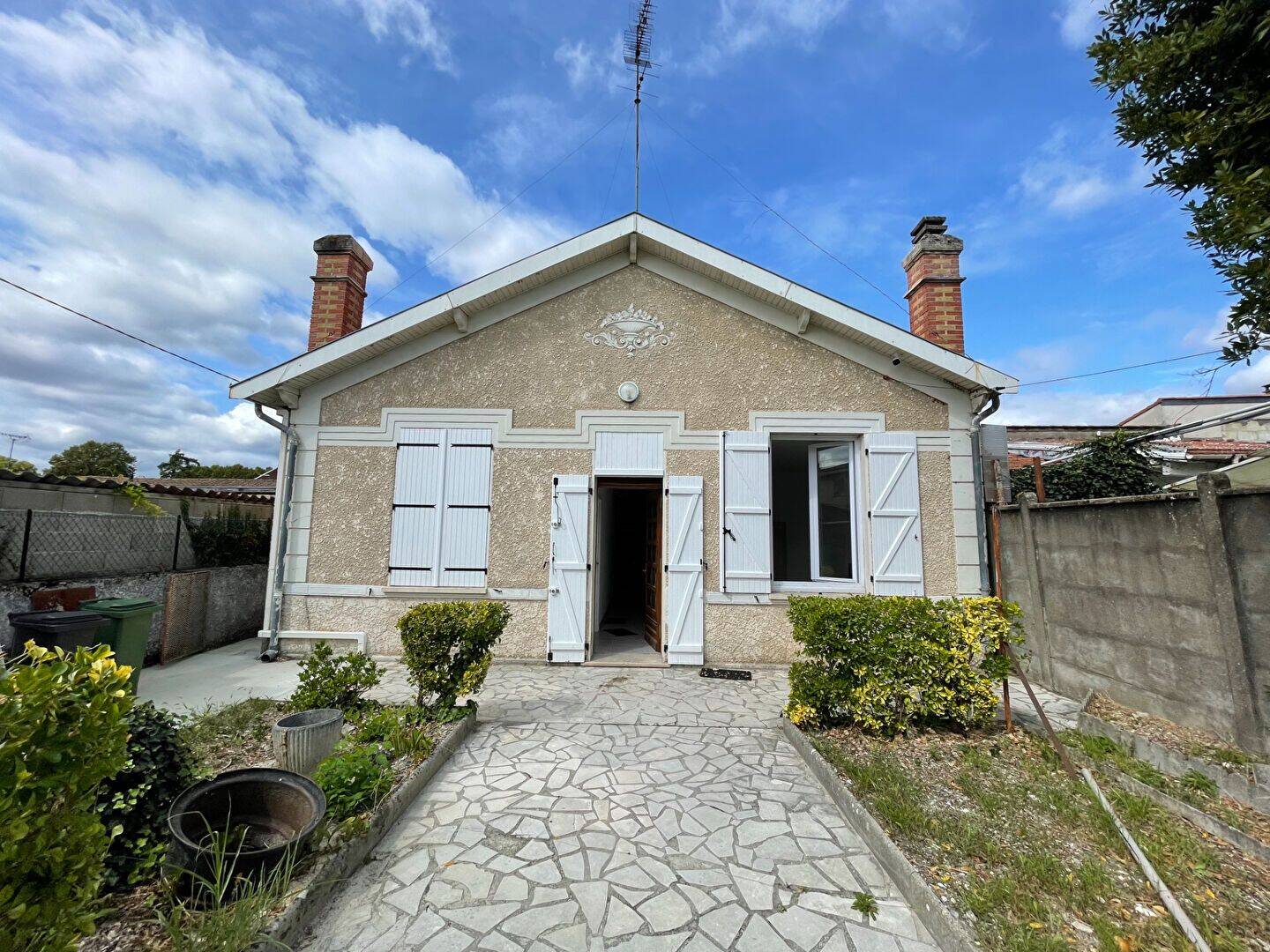 1 pièce 14 m² · à Talence · 14 m² · 615 €