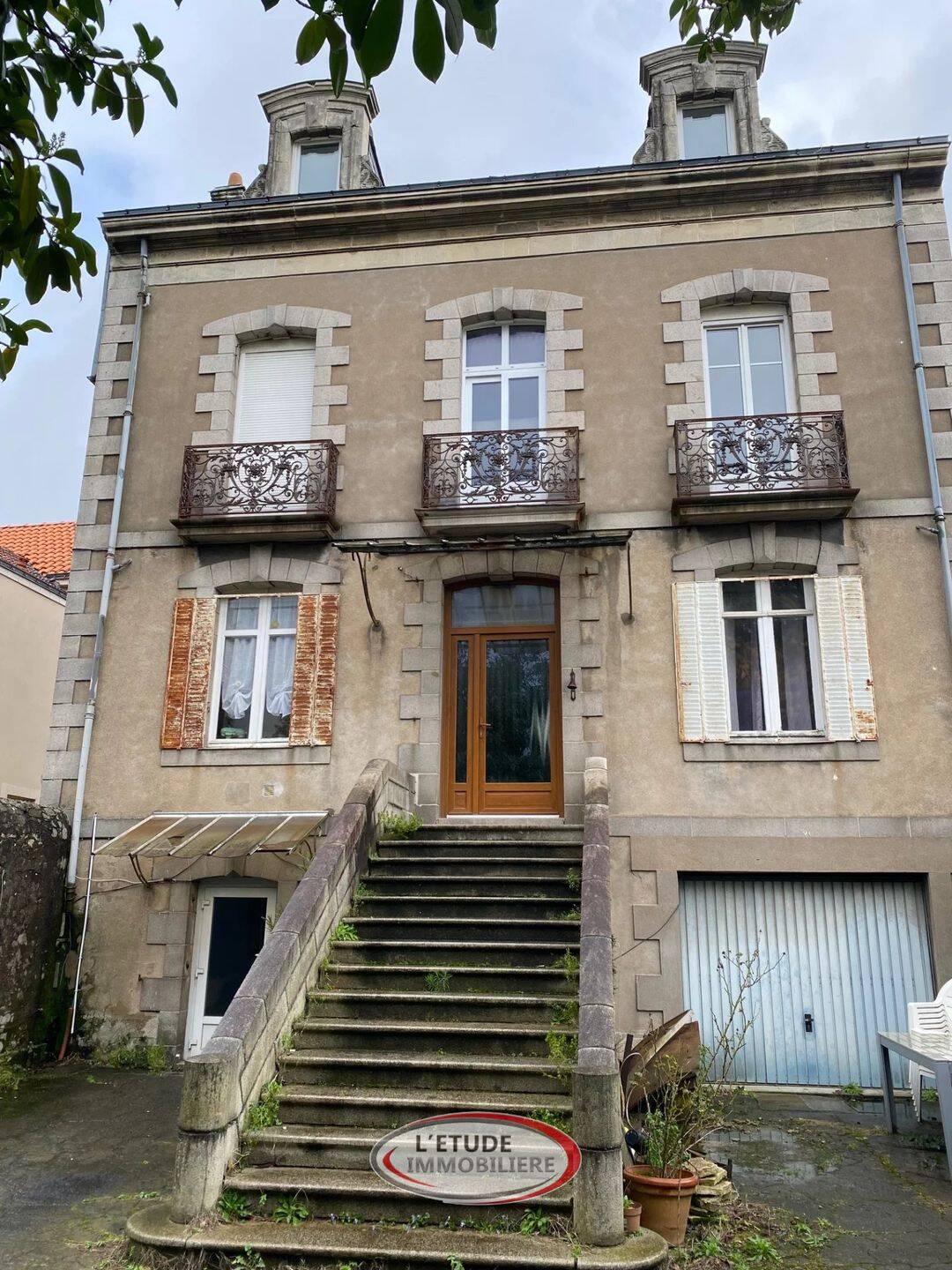Maison 10 pièces 215 m² · à Nantes · 215 m² · 599 625 €