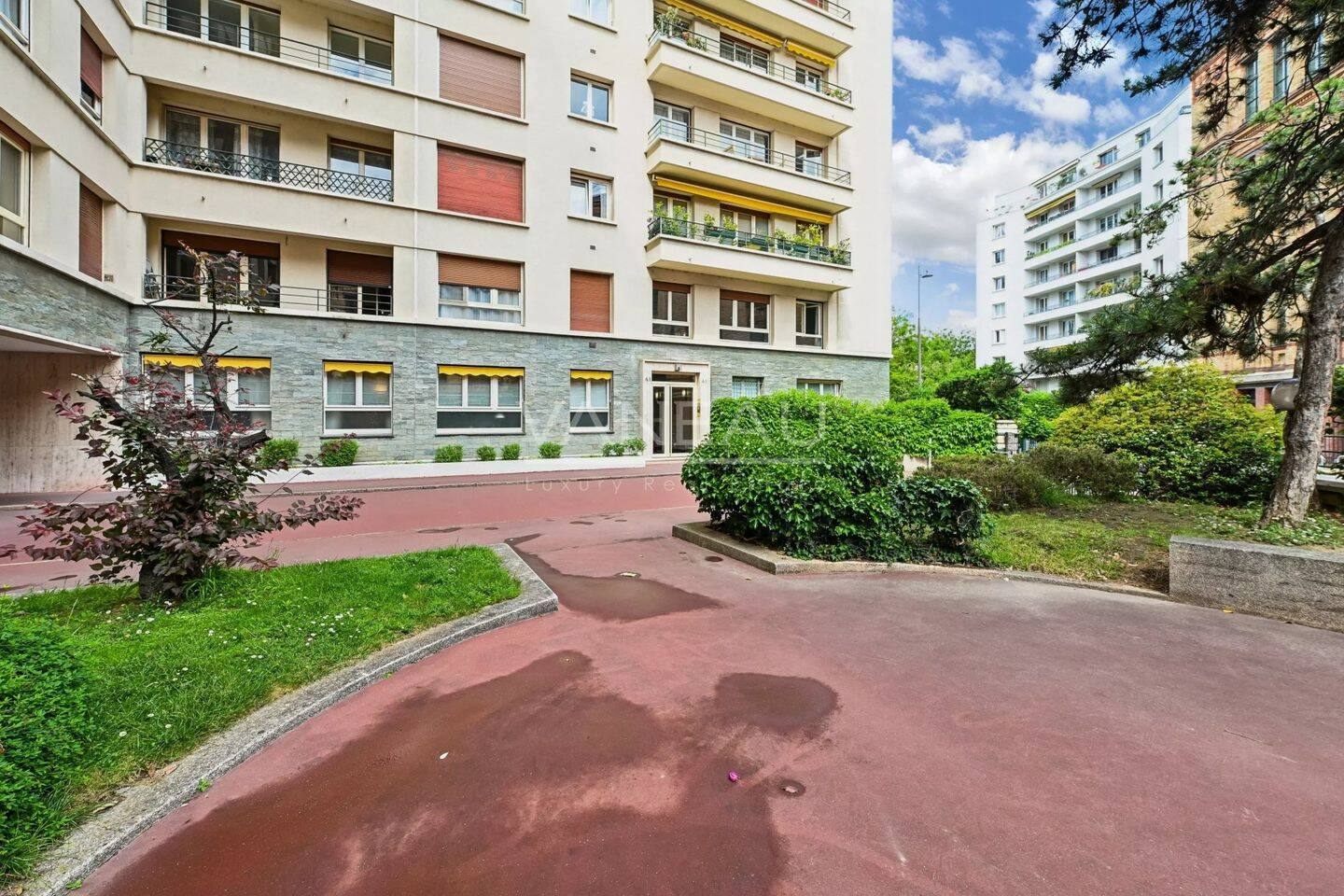 Appartement 3 pièces 70 m² · à Paris 15ème Arrondissement · 70,3 m² · 640 000 €
