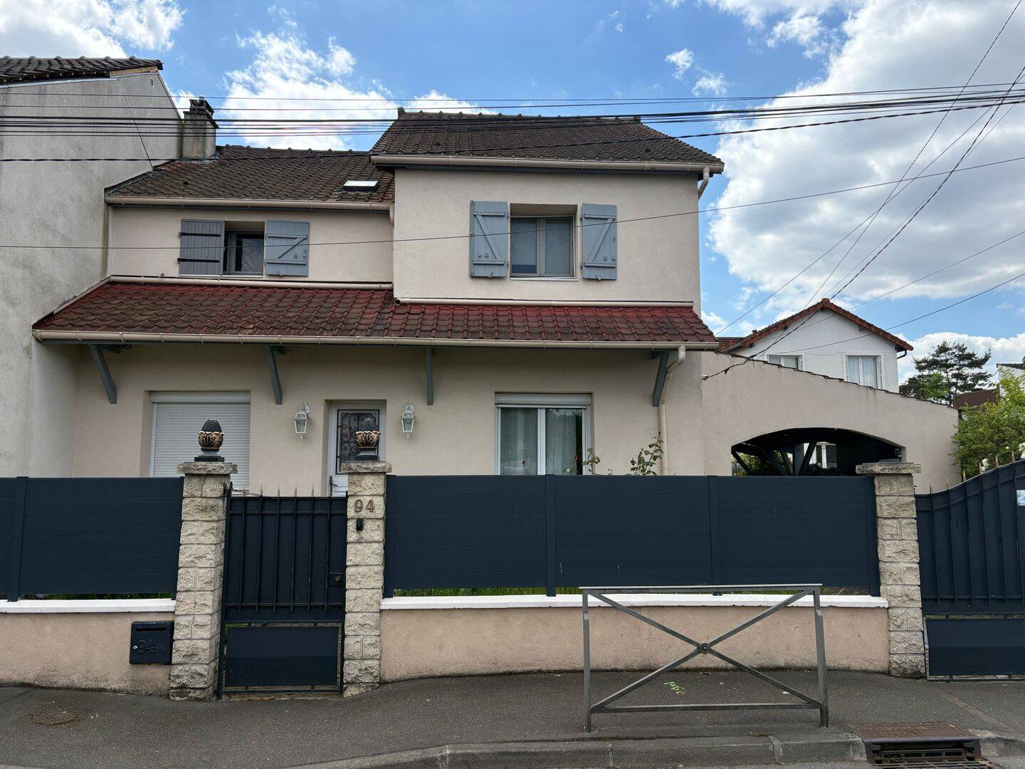 Maison 8 pièces 167 m² · à Clichy-sous-Bois · 167 m² · 415 000 €