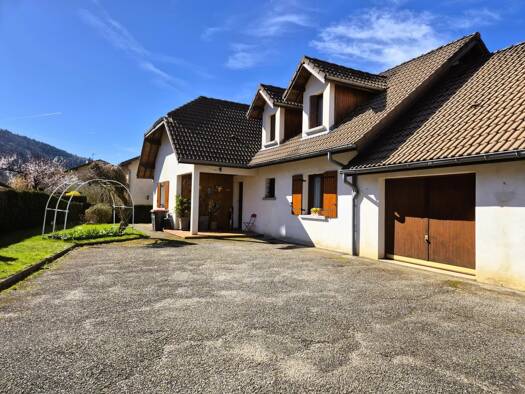 Villa à vendre 320 000 € 6 pièces 133 m² Port 01460