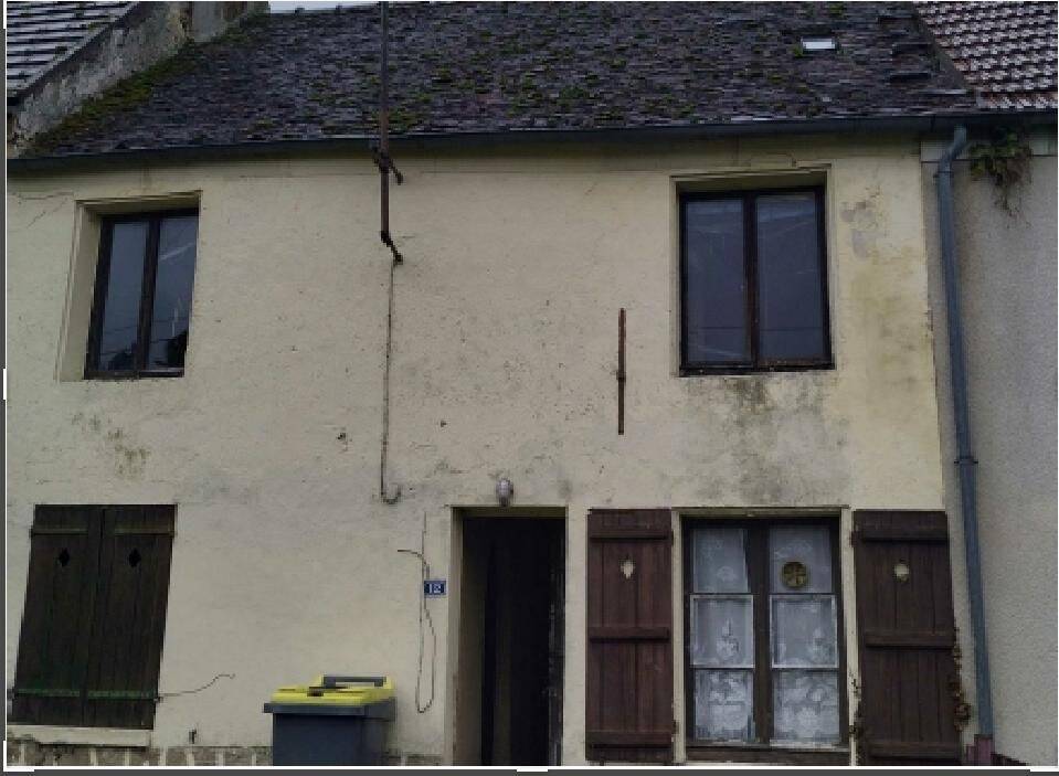 Maison 6 pièces 143 m² · à Fresnes-en-Tardenois · 143 m² · 35 000 €