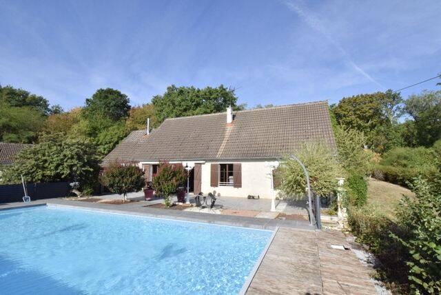 Maison 8 pièces 160 m² · à Givry · 160 m² · 280 000 €