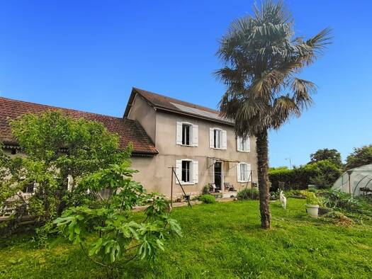 Maison à vendre 239 000 € 6 pièces 4 chambres 172 m² 893 m² de terrain Sagy 71580