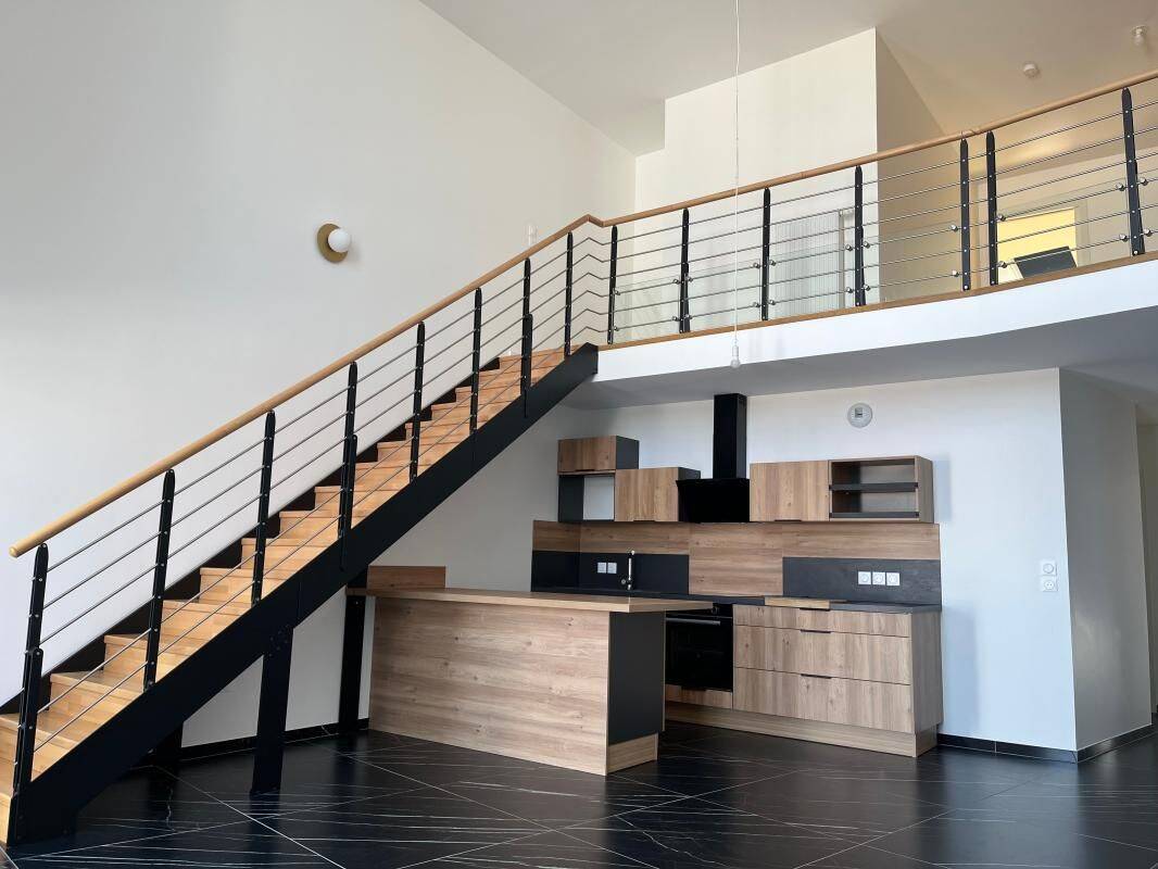 Appartement 4 pièces 134 m² · à La Rochelle · 133,8 m² · 1 792 €