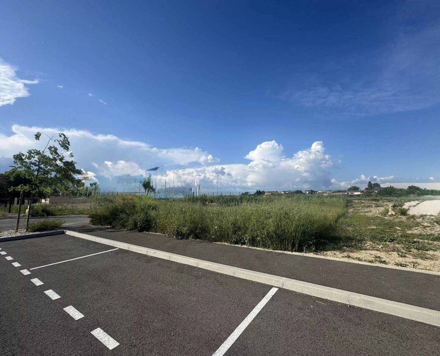 Terrain de 617 m² à Saint-Théodorit - photo 2
