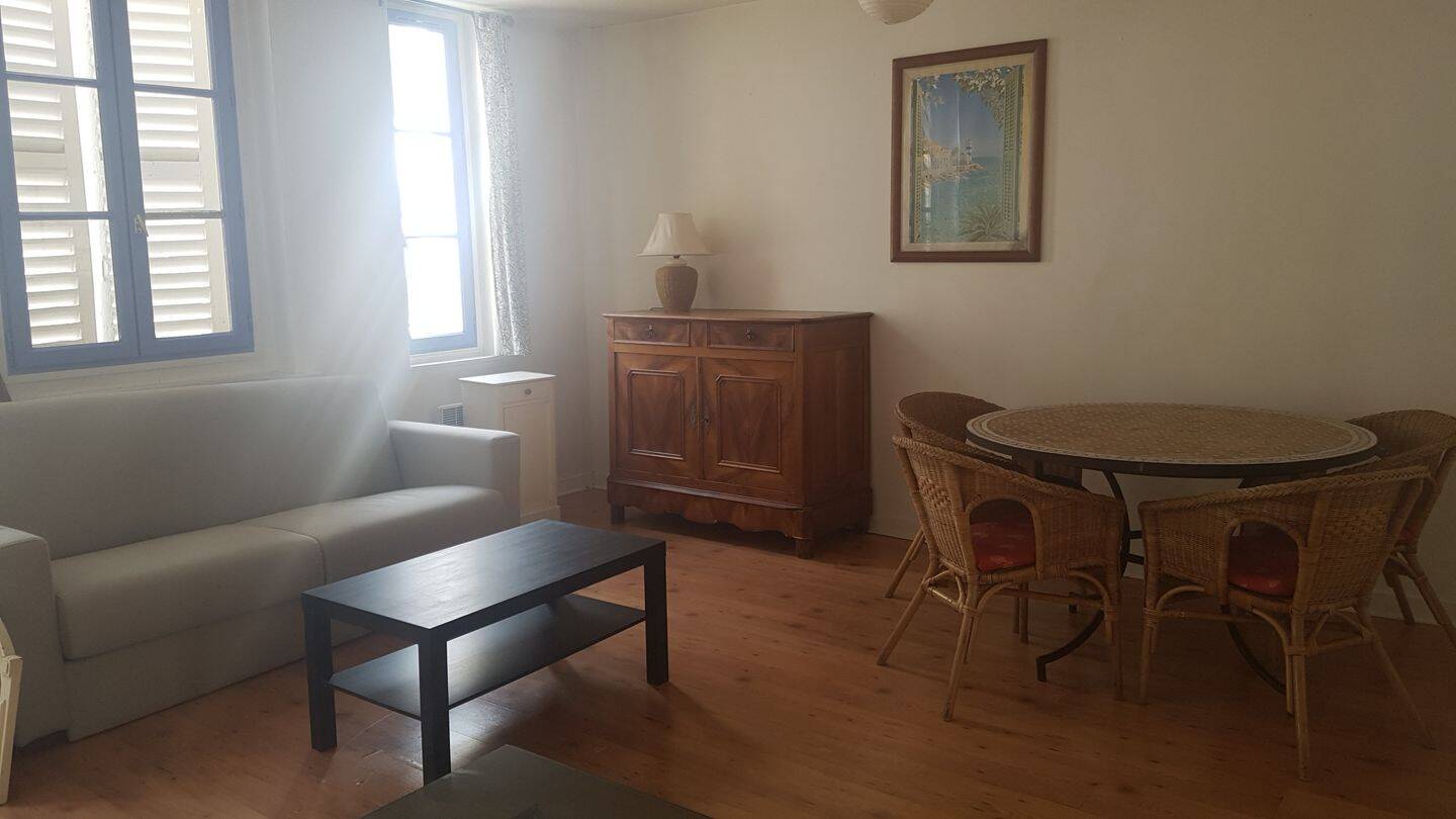 Appartement 1 pièce 44 m² · à Pontoise · 44,2 m² · 660 €/mois