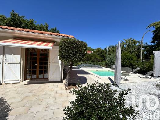 Maison à vendre 540 000 € 6 pièces 3 chambres 126 m² 674 m² de terrain Soulac-sur-Mer 33780