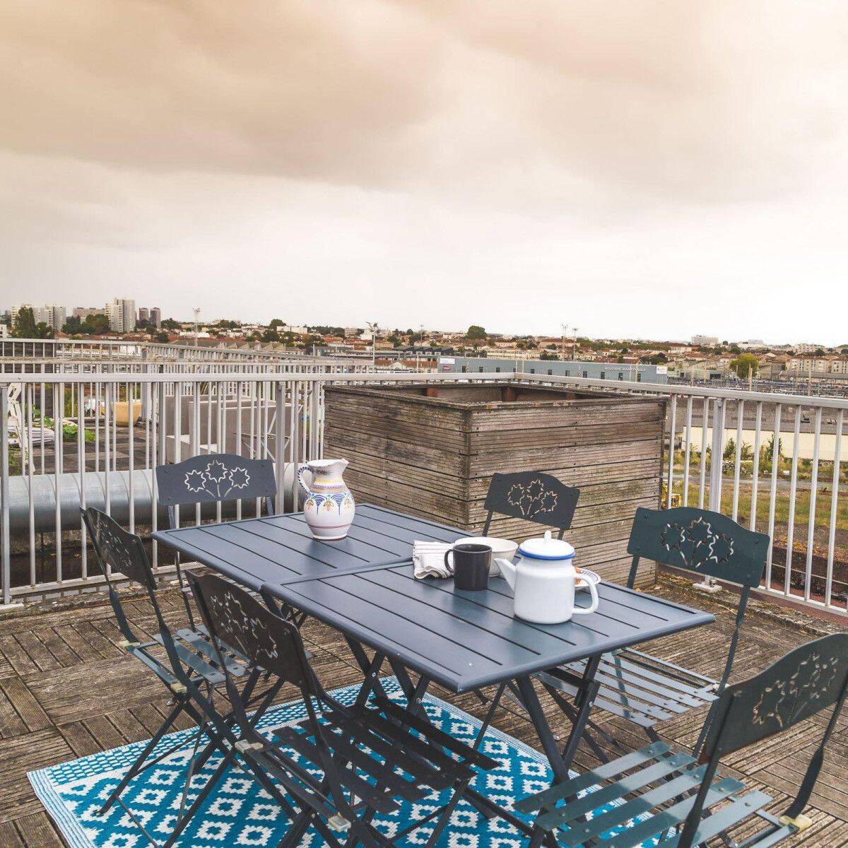 1 pièce 68 m² · à Bordeaux · 68 m² · 550 €