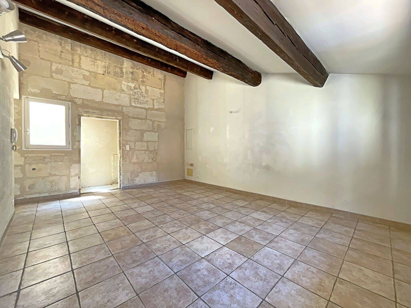 Appartement 3 pièces 87 m² · à Arles · 87,5 m² · 750 €/mois