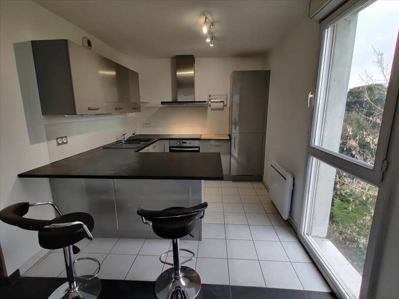 Appartement à louer 858 € 2 pièces 1 chambre 50 m² 3ème étage Saint Jean-Belcier-Carle Vernet-Albert 1er Bordeaux 33800