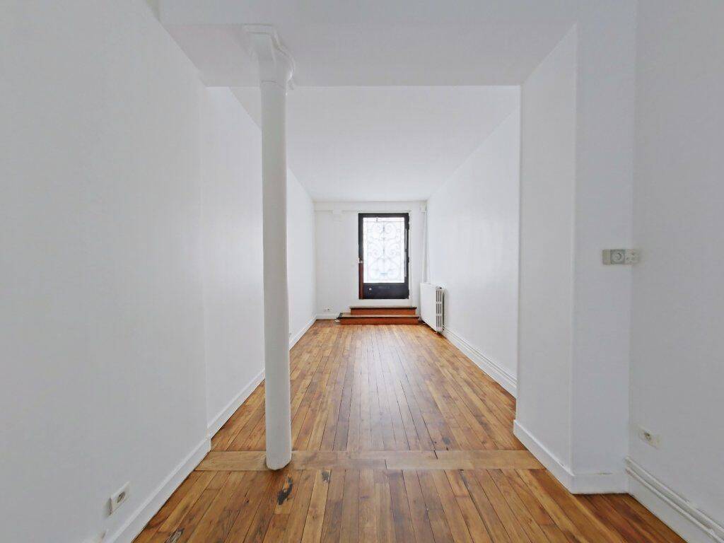 Appartement 1 pièce 25 m² · à Paris 15ème Arrondissement · 25 m² · 942 €