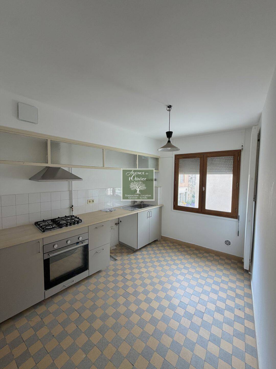 Appartement 3 pièces 80 m² · à Arles · 80 m² · 1 150 €