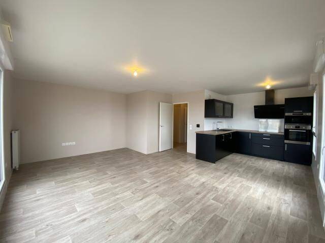 Appartement 4 pièces 84 m² · à Caen · 83,9 m² · 990 €
