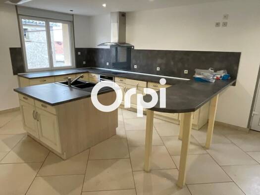 Appartement à louer 850 € 3 pièces 2 chambres 94,5 m² 1er étage Cités Mazingarbe 62670