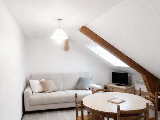 Appartement à louer 465 € 1 pièce 22 m² Étage 2/2 dès le 04/04/2026 Romilly sur Seine-Nord Est Romilly-sur-Seine 10100