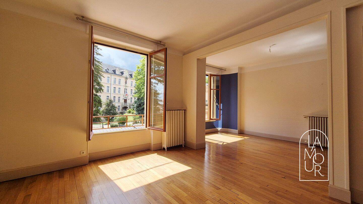 Appartement 6 pièces 113 m² · à Dijon · 113 m² · 1 300 €