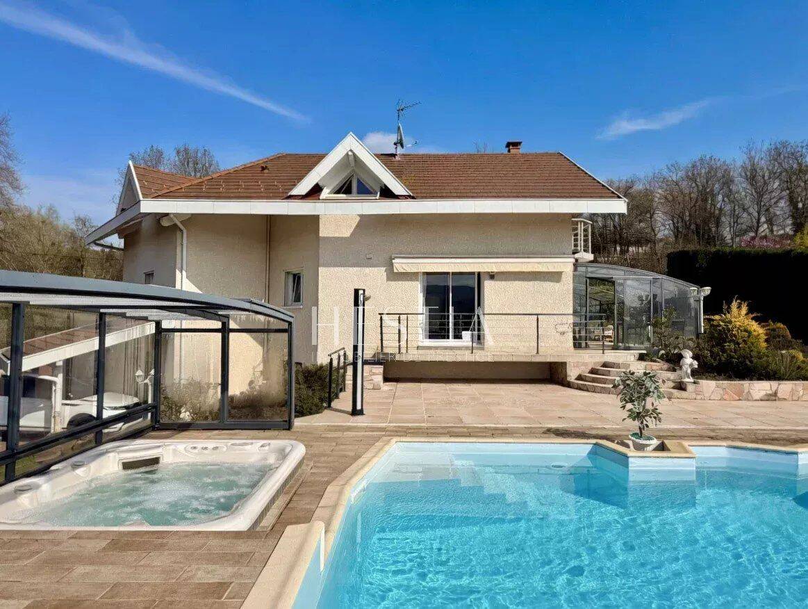 Maison 5 pièces 130 m² · à Fillière · 130 m² · 959 000 €