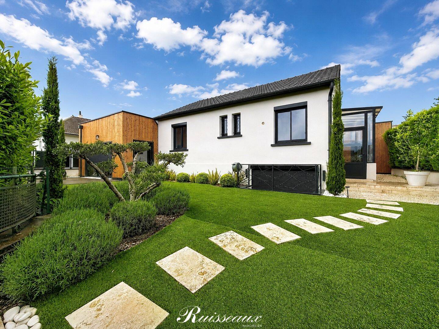 Maison 5 pièces 166 m² · à Fontaine-lès-Dijon · 166 m² · 595 000 €