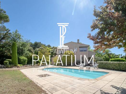 Villa à vendre 410 000 € 8 pièces 4 chambres 175 m² Saint-Julien 83560