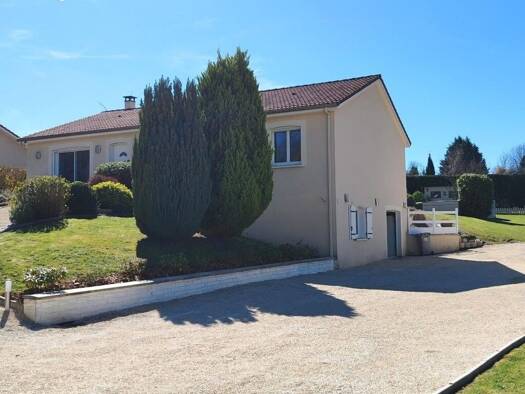 Maison à vendre 269 500 € 6 pièces 4 chambres 156 m² 1 701 m² de terrain Saint-Maurice-les-Brousses 87800