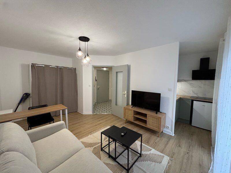 Appartement 1 pièce 23 m² · à Poitiers · 23 m² · 525 €